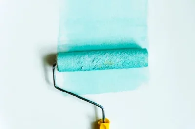 Peinture intérieure à Chabestan — murs, plafonds et boiseries